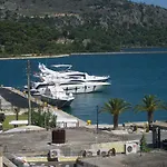 Chelmis Maria's Villa