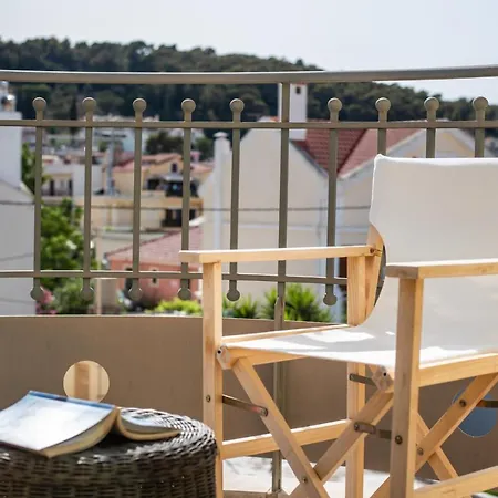 Chelmis Maria's Villa