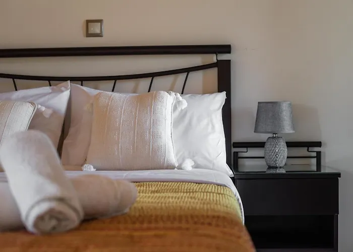 Chelmis Maria's Argostoli (Kefalonia)