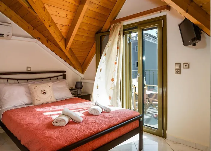 Chelmis Maria's Villa *